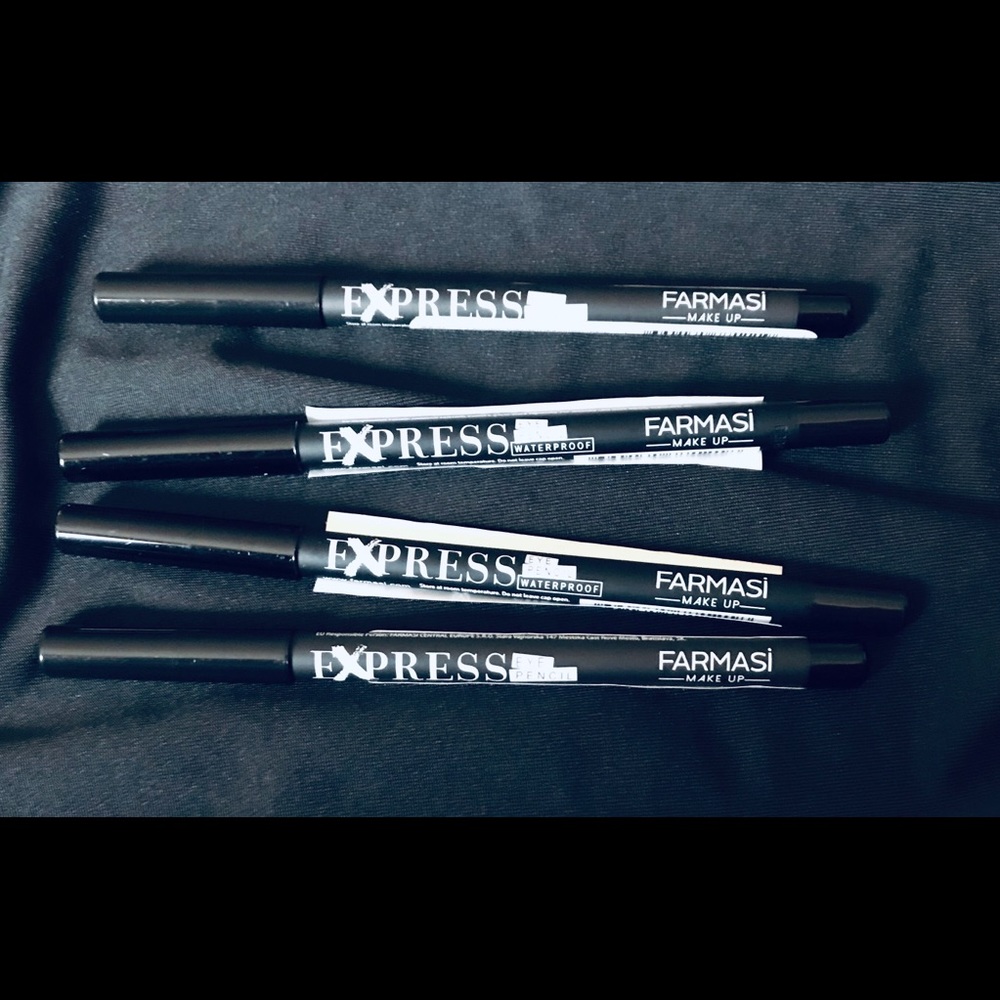 Farmasi eye liner